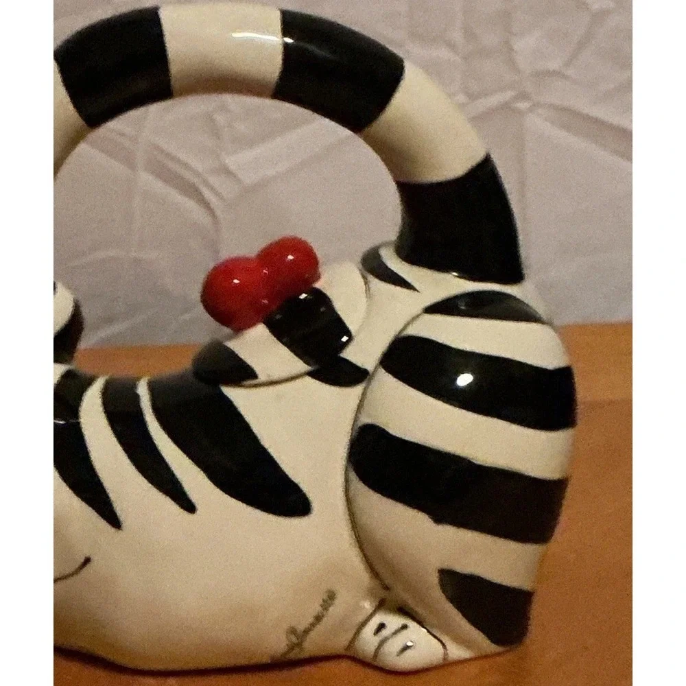Blue Sky Teapot Clancy Hearts Black White Striped Cat Teapot Bird Hearts Signed